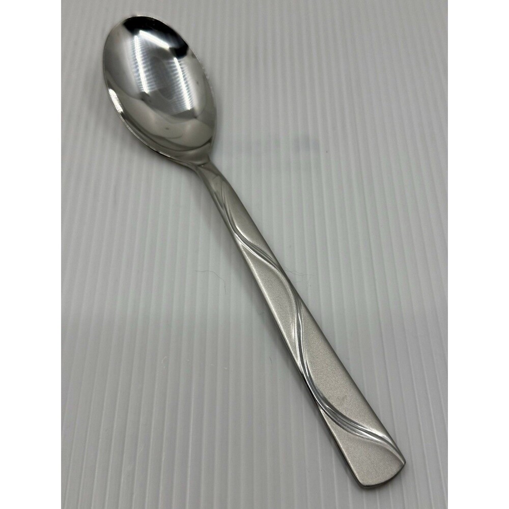 1 Cambridge Conquest 18/10 Stainless Serving Spoon  Replacements New In Packing